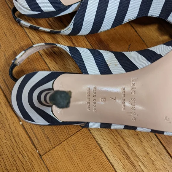 Kate Spade Bow Heels - Picture 4 of 8